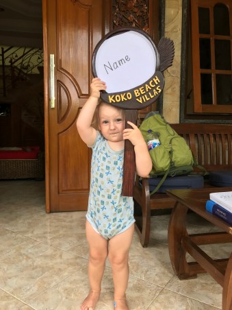 jüngster Mitarbeiter der Koko Beach Villen im Einsatz